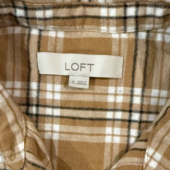 LOFT Plaid Flannel Button Down Shirt Brown Tan Cozy Oversized S - Picture 4 of 8